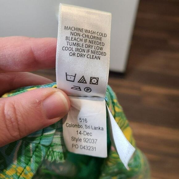 Lilly Pulitzer Size 2 Deenie Sun Dance Multicolored Print Shorts - Picture 6 of 13